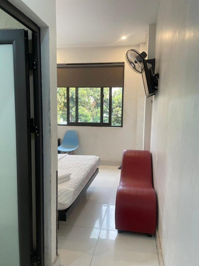 Yen Hoa Motel Hanoï Extérieur photo